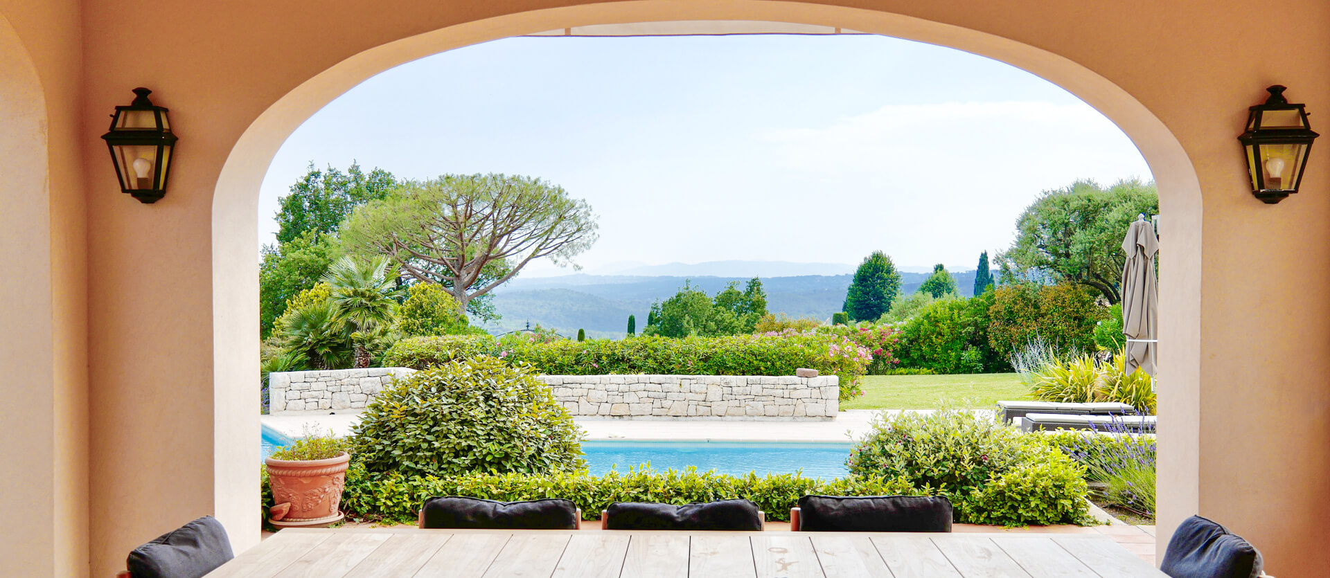 terrasse view Côte d'Azur villa - view