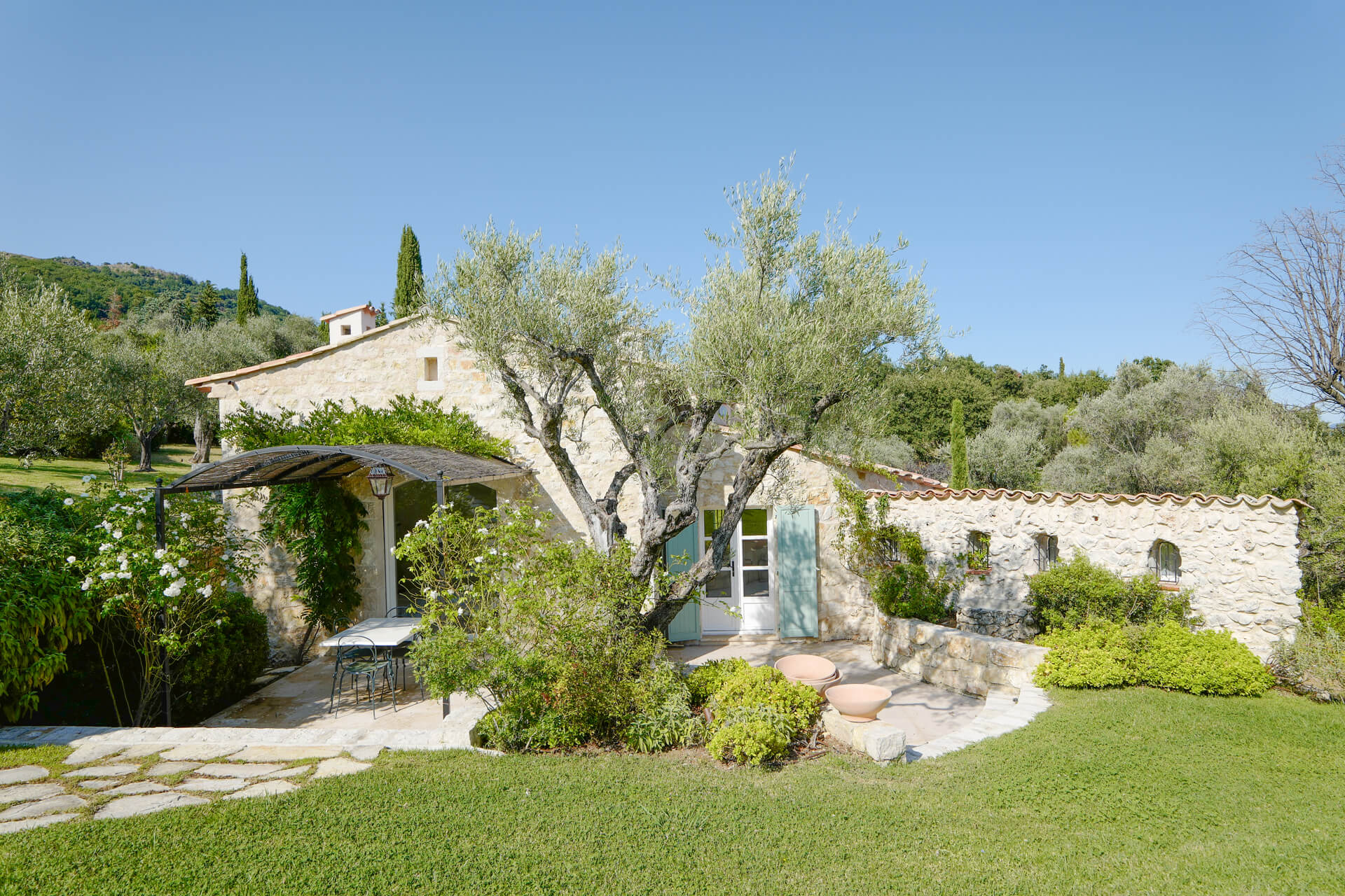 entrance and terraces garden villa Exclusive vacation home - garden villa